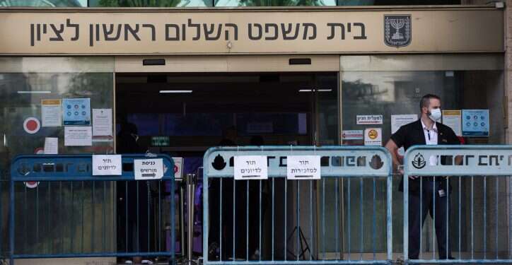 בית משפט השלום בראשון לציון. צילום: נתי שוחט /פלאש 90 מודע לשוחד: הסדר טיעון נוסף ב"פרשת ח"כ ביטן"