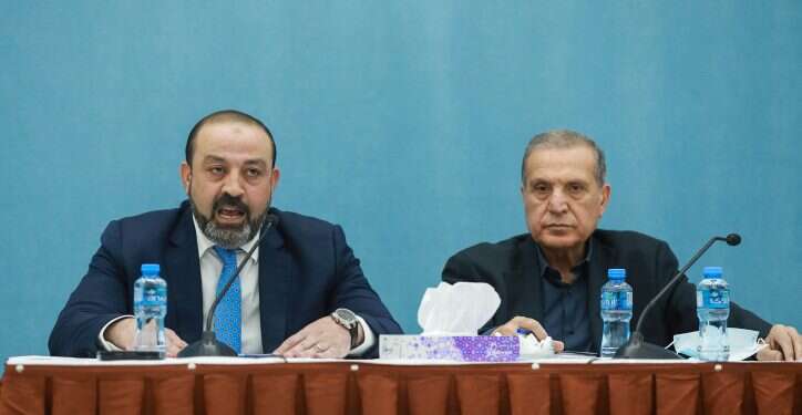 נביל אבו רודיינה (מימין). צילום: פלאש 90 דוברו של אבו מאזן: "אין בירושלים שריד יהודי אחד"