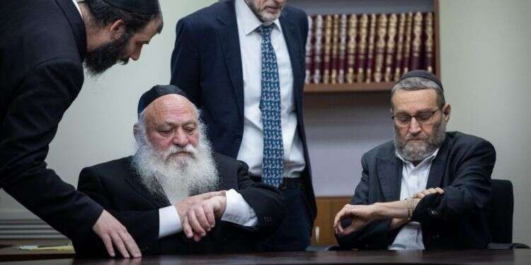 יהדות התורה חתמה עם הליכוד, אך עדיין אין הסכמות על חוק הגיוס