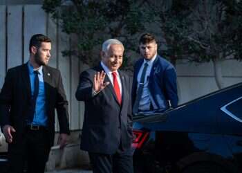 נתניהו הבטיח ממשלה יציבה. לפי חבלי הקמתה, היא תתנהל כמו תחנת רכבת