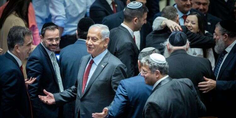 עלה בידו של נתניהו למרוח את השותפים