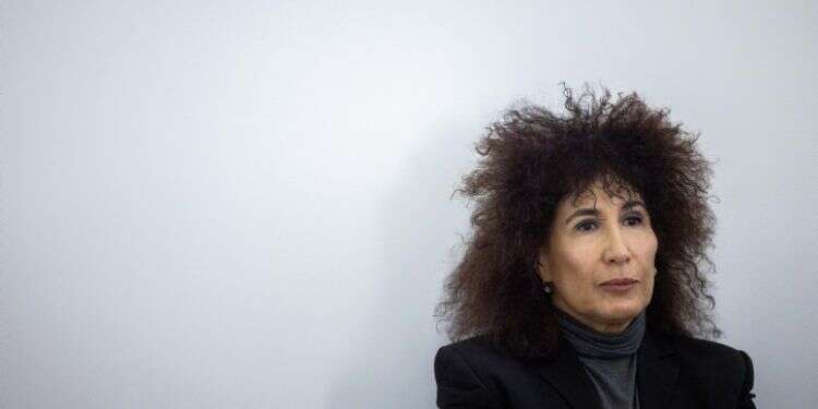 יפעת בן חי שגב מעידה במשפט נתניהו, היום. צילום: יונתן זינדל/פלאש90 בן חי שגב סרבה לענות לשאלה: "יש פה ניסיון להוציא אותי דוברת לא אמת"