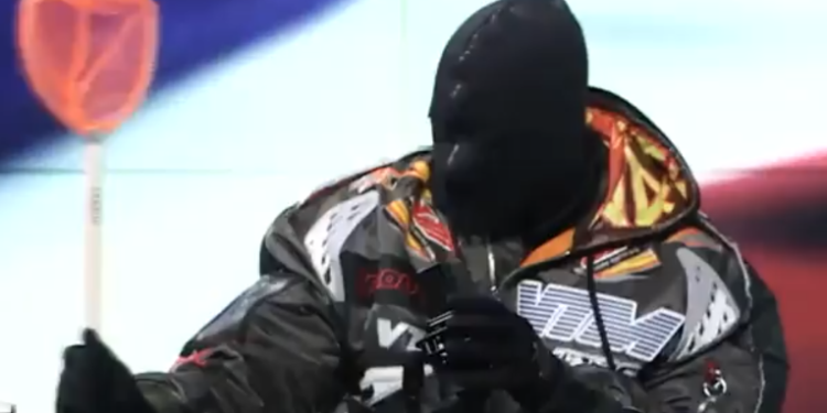 ניצח את כל ההזויים. קניה ווסט מתראיין לאלכס ג'ונס האנטישמיות של קניה ווסט חשפה את הפצע העמוק שמאיים על יהודי ארה"ב