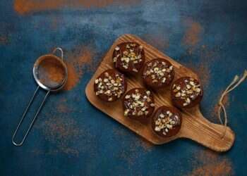 איך להתכונן לארוחת החג הקרובה מבלי לקרוע את הכיס?