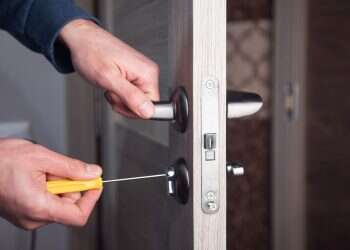 פריצת דלתות – למה לצפות?