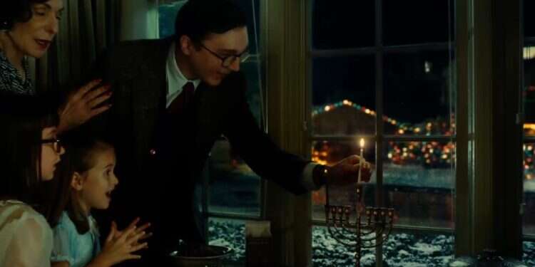 חייו של סטיבן ספילברג זוכים לגירסה נוספת שמתקנת את הזכרונות שעדיף לשכוח