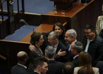 לילה לבן: בקואליציה אישרו את מה שרצו, באופוזיציה התגאו שזה נמשך 16 שעות