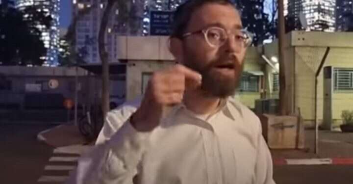 ישראל פריי. צילום מסך מתוך כאן 11 כדאי ששמאלנים שמדברים על "אלימות מתנחלים" יבדקו עובדות, או שישלמו