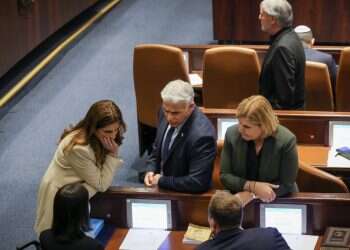 לילה לבן: בקואליציה אישרו את מה שרצו, באופוזיציה התגאו שזה נמשך 16 שעות