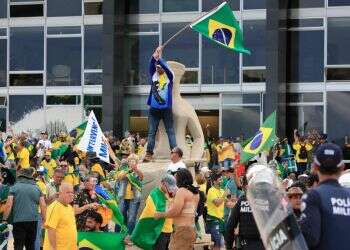 "מסיבת זעקת מלחמה בבירה": הרשתות החברתיות התניעו ותדלקו את המהומות בברזיל