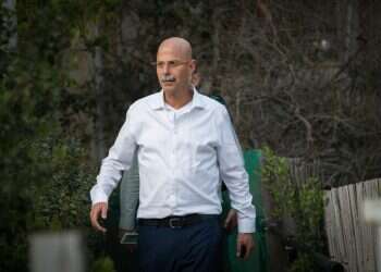 ירון בלום, המתאם הפורש. צילום: יונתן זינדל, פלאש 90 מבקר המדינה על מתאם השבויים והנעדרים: שכר גבוה, מיעוט דיונים ופגישות "ריקות מתוכן"