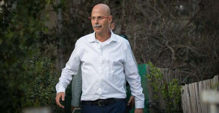 מבקר המדינה על מתאם השבויים והנעדרים: שכר גבוה, מיעוט דיונים ופגישות "ריקות מתוכן"