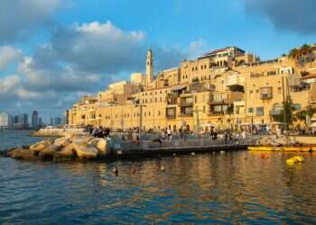 ספרה של השופטת לשעבר מעניק זווית מעניינת על החיים בישראל