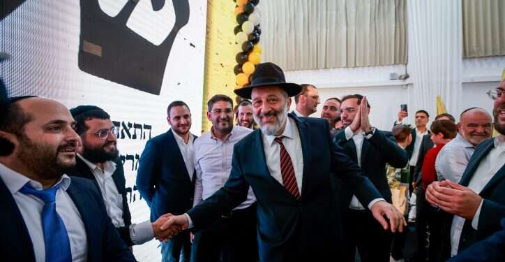 גורם בקואליציה: "דרעי יחזיק את התפקידים הכי בכירים בכנסת"