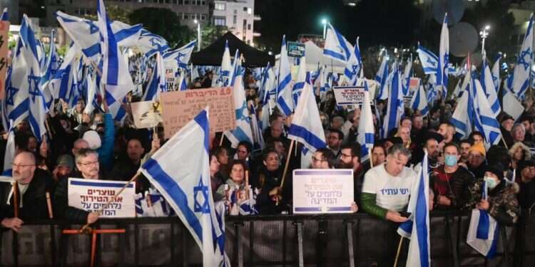 הממשלה צריכה לתת למחנה המרכז-שמאל את התחושה שיש עם מי לדבר