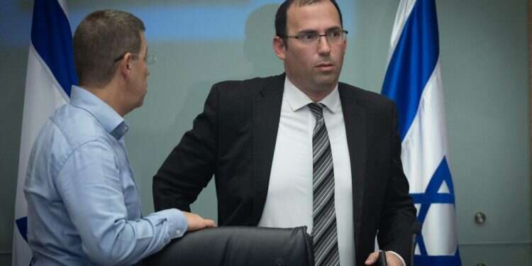 שמחה רוטמן בועדת חוקה. צילום: יונתן זינדל, פלאש90