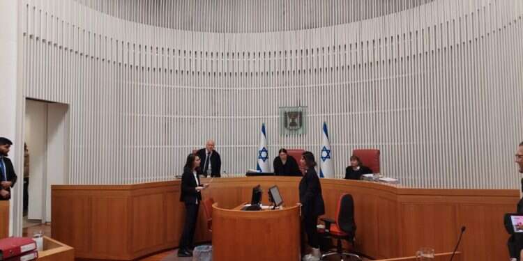 הדרג המדיני לבג"ץ: רוצים להסדיר את לימוד התורה בחומש באופן חוקי