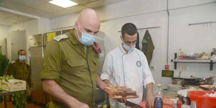מטבח בצה צה"ל מפריט את מערך הכשרות במטבחיו