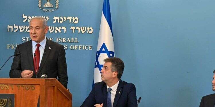 נתניהו, סמוטריץ', כהן וברקת במסיבת העיתונאים. צילום: קובי גדעון /לע