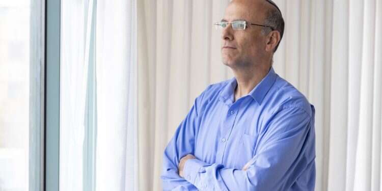 ד "השופטים לא אמורים להיות מעורבים בכלל בבחירות לבית המשפט העליון"