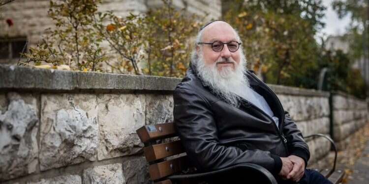 "הדבר האחרון שאסתר אמרה לי היה להתחתן עם רבקה"