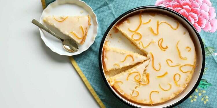 עוגת שקדים ותפוזים. צילום: אפרת ליכטנשטט השף איתי אדרי עם מתכוני תפוזים: ״לא חשבתי שאצליח כל כך מהר"