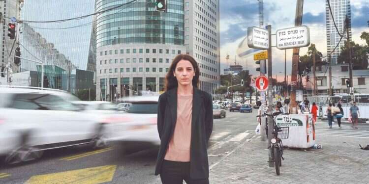 חשה שליחות להביע עמדה. שלג בן־שטרית. צילום: אפרת אשל