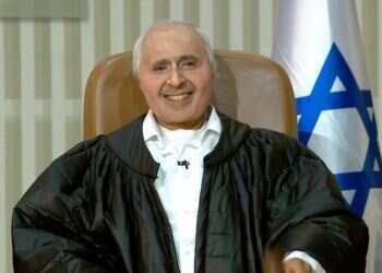 "ארץ נהדרת" העבירה לצופים מסר ברור: יש משרות שמתאימות רק לאשכנזים