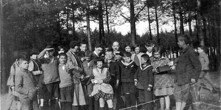 גם לגרמניה היה יאנוש קורצ'ק, הרבה פחות ידוע. המחקר חשף אותו