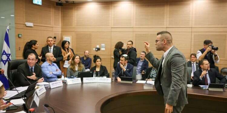 רוטמן לחברי הועדה: "נחצו קווים אדומים. קורא לשיח אחראי"