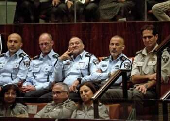 על רקע הירידה באמון הציבור: המשטרה משיקה שידורי רדיו משלה