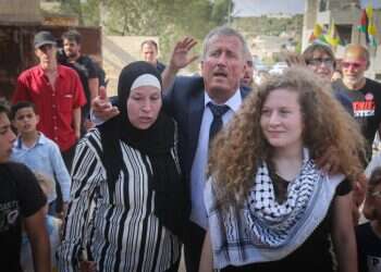 עהד תמימי, הילדה הבלונדינית ששבתה את לב השמאל, הפכה למעריצת רוצחי יהודים