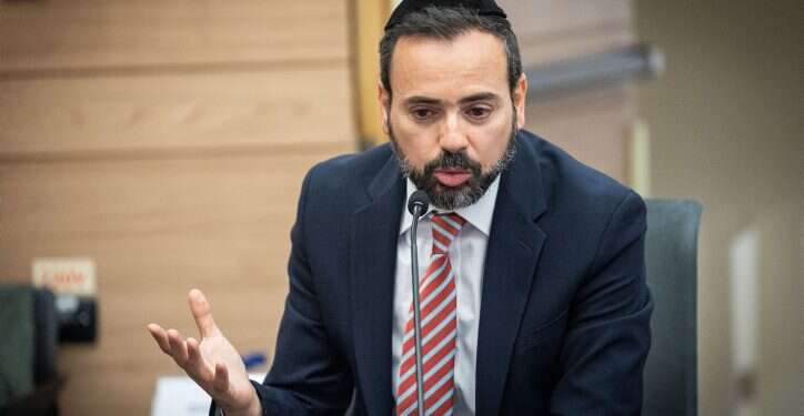 ח בש"ס מגיבים לסערת חוק הכותל: "דמגוגיה זולה, מעולם לא התכוונו להטיל עונשים פליליים"