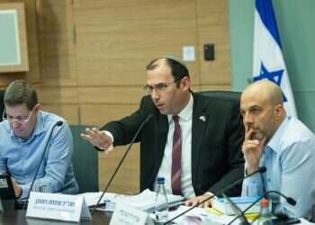 שמחה רוטמן יצטרך לבחור בין ניצחון צר וקצר, לפשרה שתכניס אותו להיסטוריה