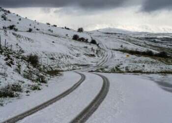 שלג בצפון הגולן, הבוקר. צילום: מיכאל גלעדי, פלאש 90 שלג בצפון הגולן 2.2.23