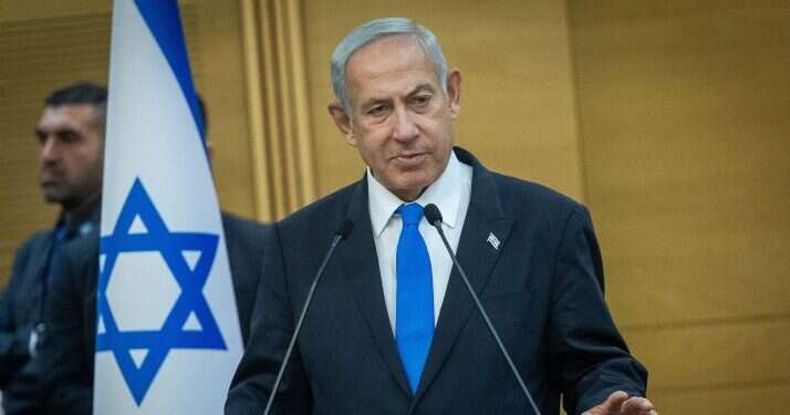 ראש הממשלה נתניהו. צילום: יונתן זינדל, פלאש 90 נתניהו: ראשי האופוזיציה מדרדרים בכוונה לאנרכיה