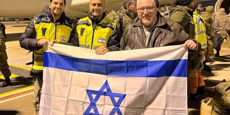 משלחת צה"ל לטורקיה: מאמינים שניתן יהיה למצוא ניצולים ב-48 השעות הקרובות