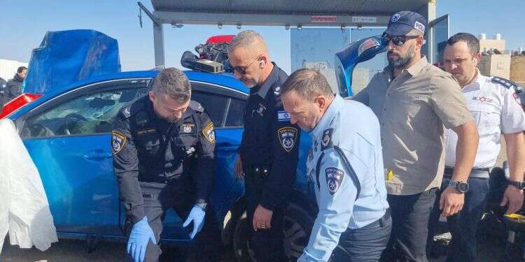 במהלך השבת נקבע מותו של בן ה-8 שאחיו נרצח בפיגוע