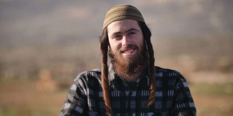 אלישע ירד. צילום: אברהם שפירא בעקבות ציוצים בטוויטר: יישוב בשומרון תובע פעיל ימין