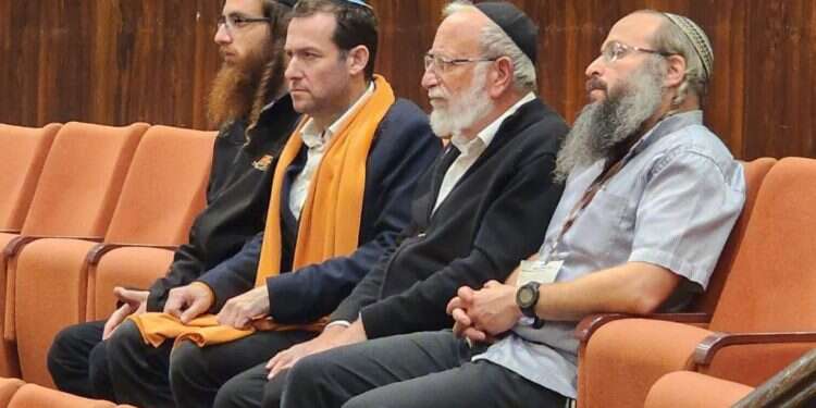 אביו של יהודה דימנטמן הי חוזרים לחומש ושא-נור? החוק לביטול ההתנתקות עבר בקריאה טרומית