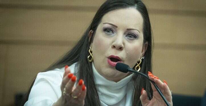 ח מחאה כוחנית: מתנגדי הרפורמה לא אפשרו לח"כ גוטליב להוציא את בתה בעלת הצרכים המיוחדים