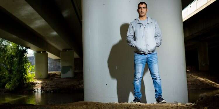 אורי בנאי. צילום: אריק סולטן "לא רוצים להתיישר עם הקו הרדוד של הטיקטוק. אנחנו רוצים לנסות להרים את הילדים"