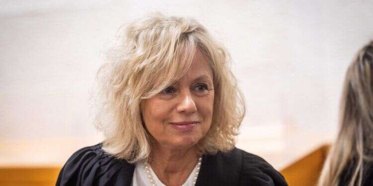 מאחורי איומי השביתה של המשפטנים עומדים אינטרסים פוליטיים