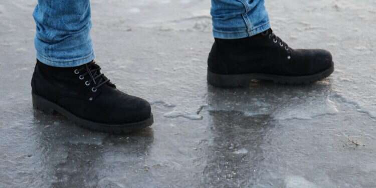 חשש לקרה. צילום: שאטרסטוק אחרי הסופה – קור עז וגשם מקומי: תחזית מזג האוויר