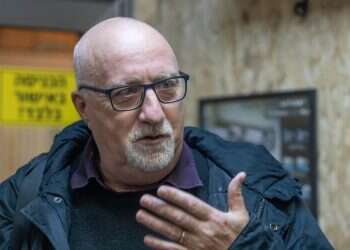 דוד. צילום: יוסי אלוני "לאמא שלי גם יש רישיון נשק. היא בת 83 ועושה מטווחים"