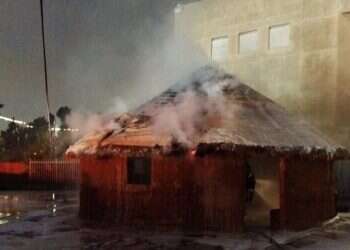 לוד: שני ערבים נעצרו בחשד שהציתו מבנה אתיופי מסורתי שהיה סמל דו-קיום