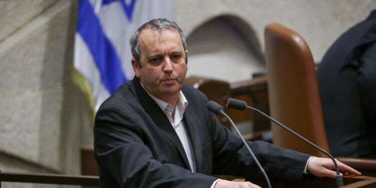 גלעד קריב. צילום: נועם מושקוביץ'/דוברות הכנסת הביקורת על רפורמת התחבורה של מירי רגב היא מופת של פייק-ניוז