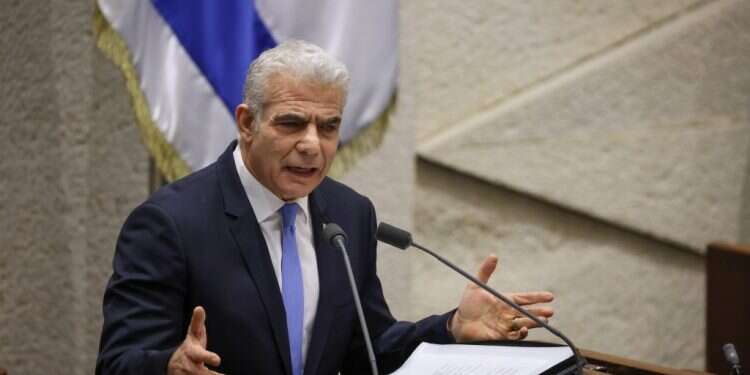 יאיר לפיד. צילום: נועם מושקוביץ'/דוברות הכנסת ההחלטה – של מנהלי בתי החולים: חוק החמץ אושר בקריאה ראשונה