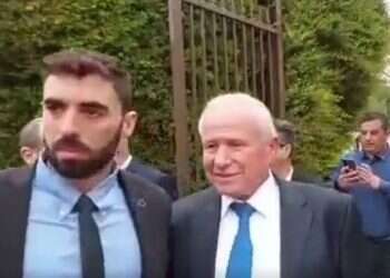 שלושה מפגינים נגד הרפורמה נעצרו בחשד שתקפו את השר אבי דיכטר