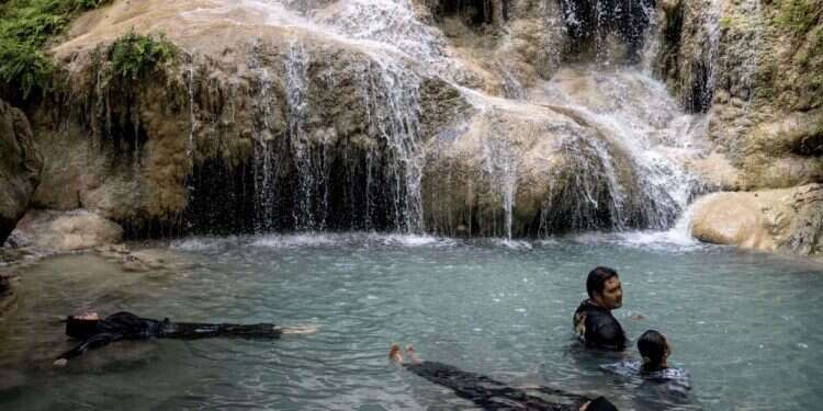 צילום: AFP כיצד אפשר לדעת אם הבחירות שלנו מגיעות ממקום טהור?